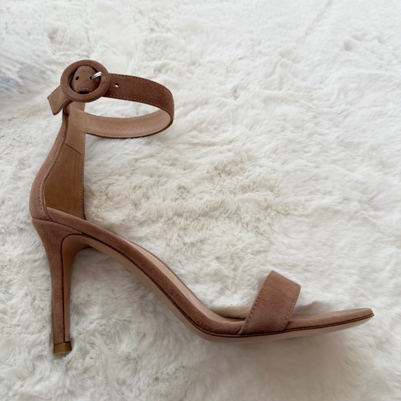 Gianvito Rossi Beige Suede Ankle Strap Sandals Portofino 85 Praline 7.5/37.5 NIB - Picture 4 of 12